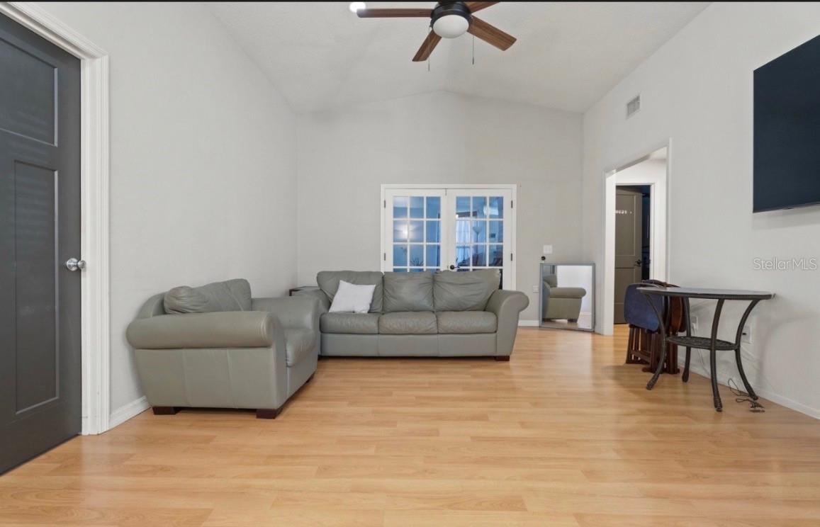 Photo 15 of 20: Large Living Room with Vaulted Ceilings