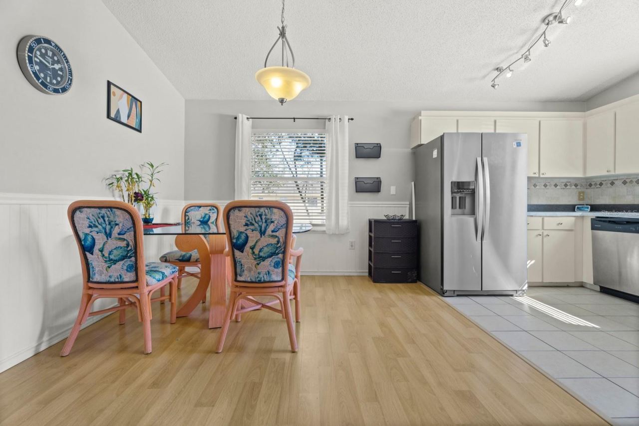 Photo 10 of 20: Good size Dining Area