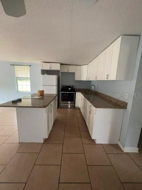Photo 10 of 20