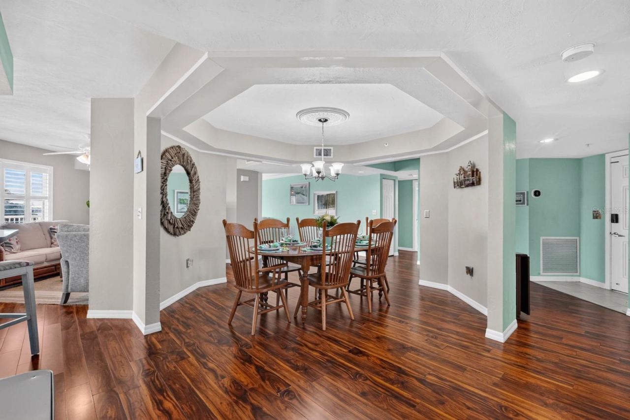 Photo 16 of 20: DINING ROOM