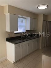 Photo 4 of 7: Kitchen 2