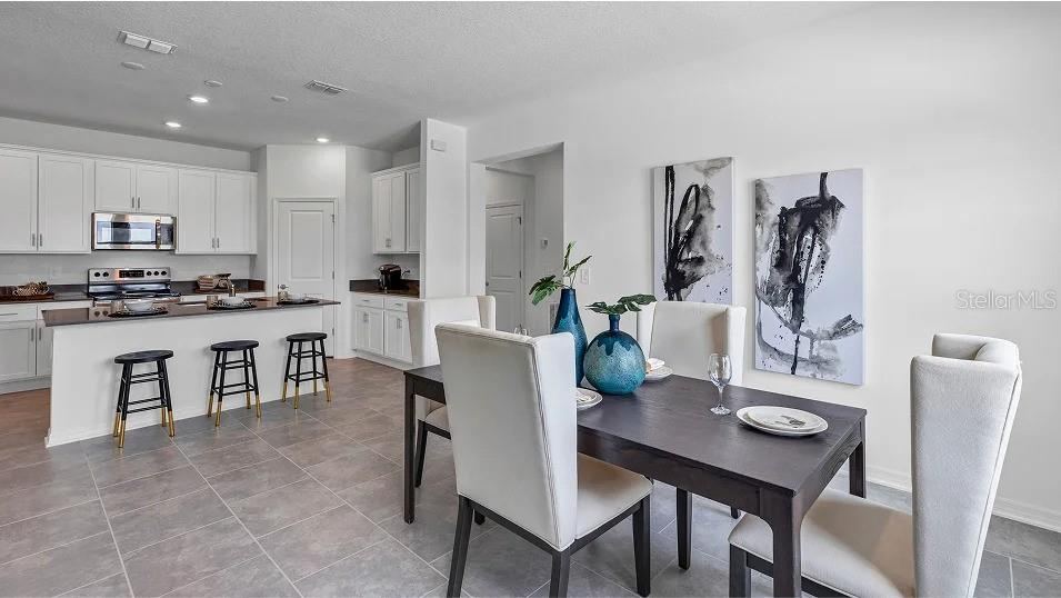 Photo 7 of 20: Dining Room
