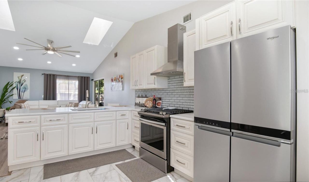 Photo 7 of 18: kitchen, new countertops
