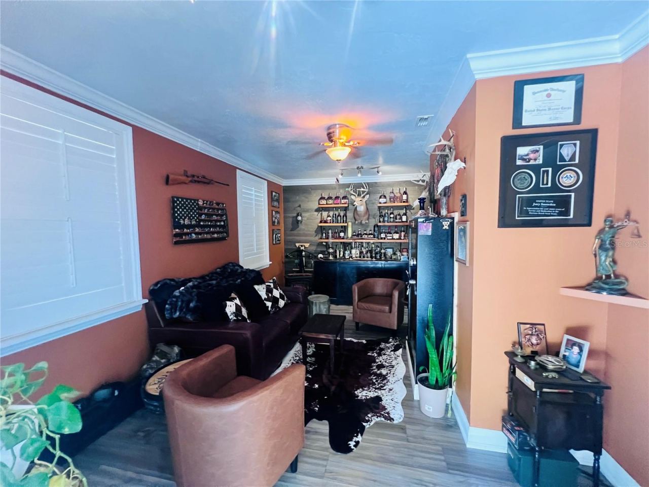 Photo 19 of 20: Sitting room/Den