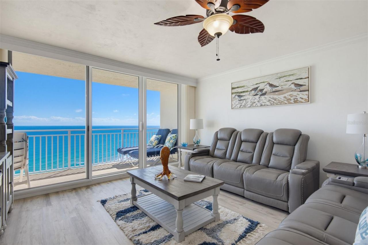Photo 8 of 20
