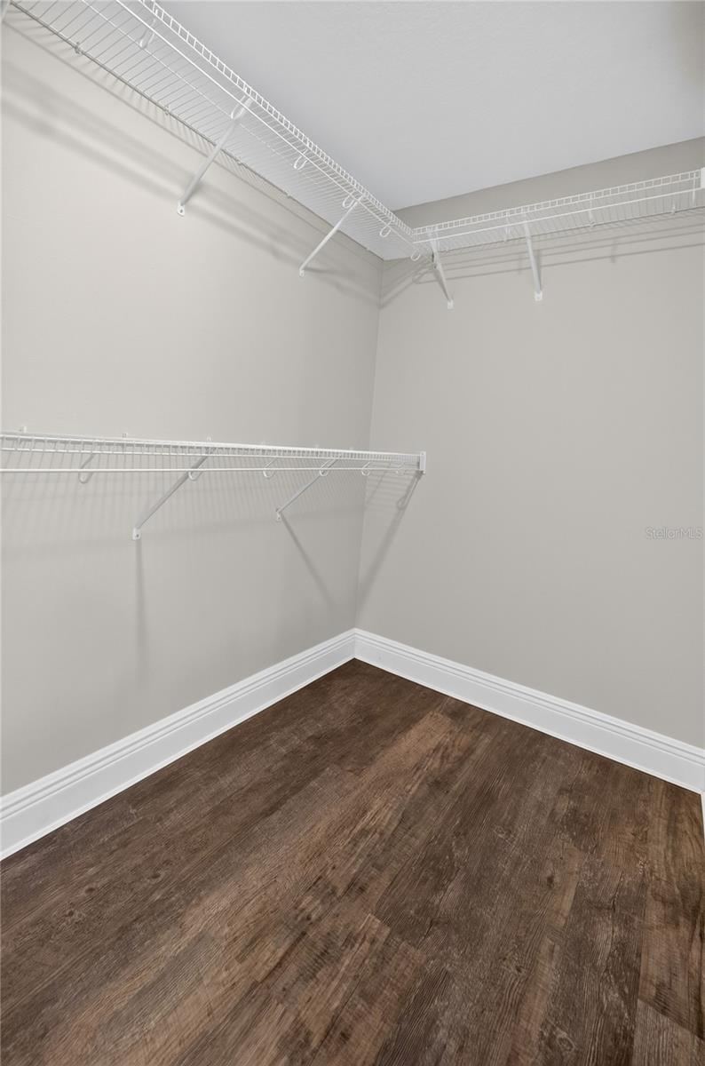 Photo 13 of 20: Walk in closet