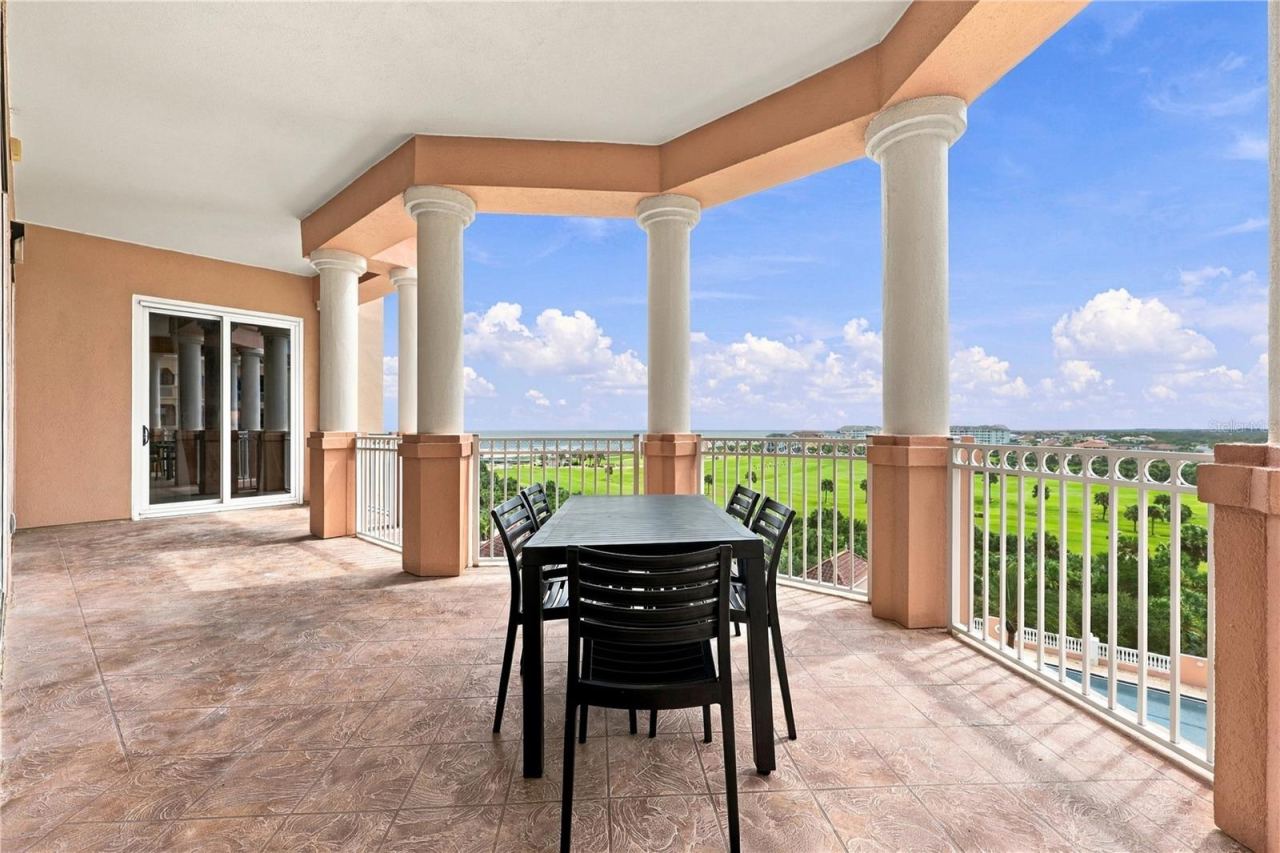 Photo 5 of 20: Balcony to Ocean Views