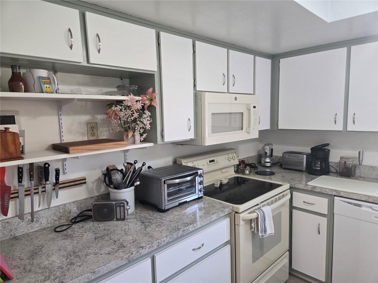 Photo 8 of 20: Kitchen