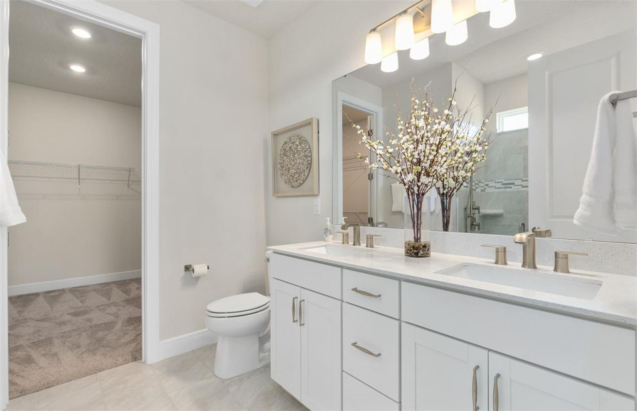 Photo 19 of 20: Model Home Design Only. Pictures and furnishings are for illustrative purposes only. Elevations, colors and options may vary. Furniture is for model home staging only.?