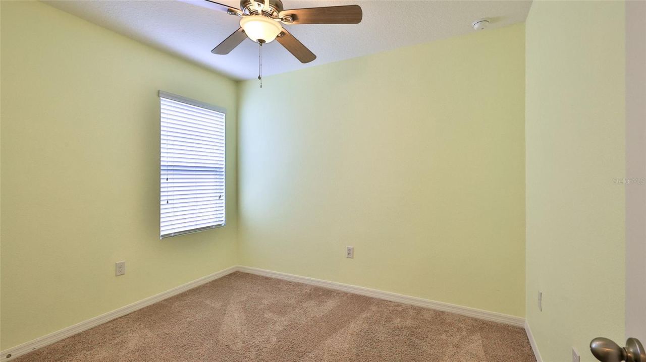 Photo 18 of 20