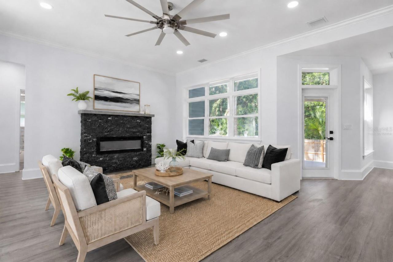 Photo 3 of 20: Living Room - virtually staged