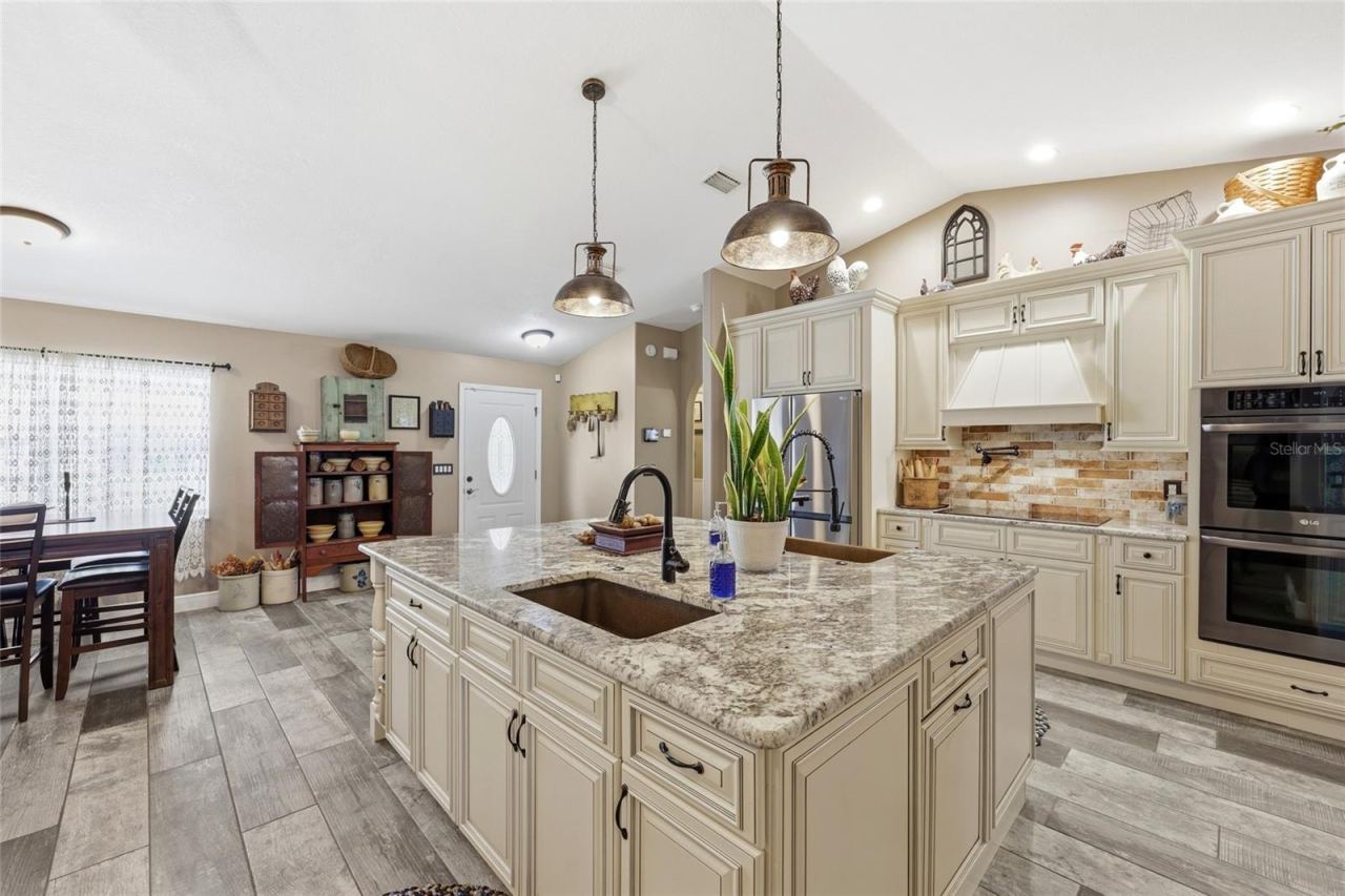 Photo 8 of 20: Kitchen Island