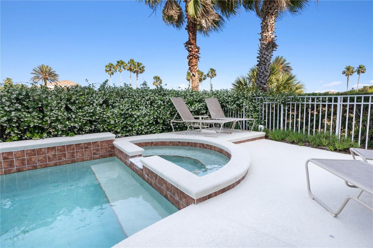 Photo 16 of 20: Pool/Spa