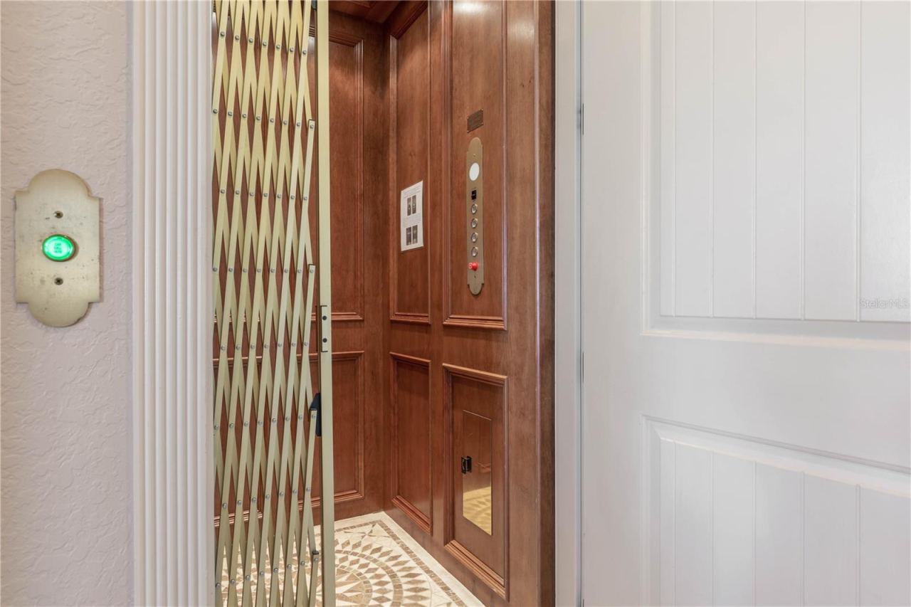 Photo 5 of 20: Elevator that goes to all 3 floors