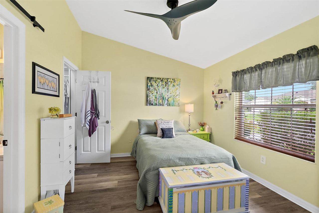Photo 18 of 20: Primary Bedroom