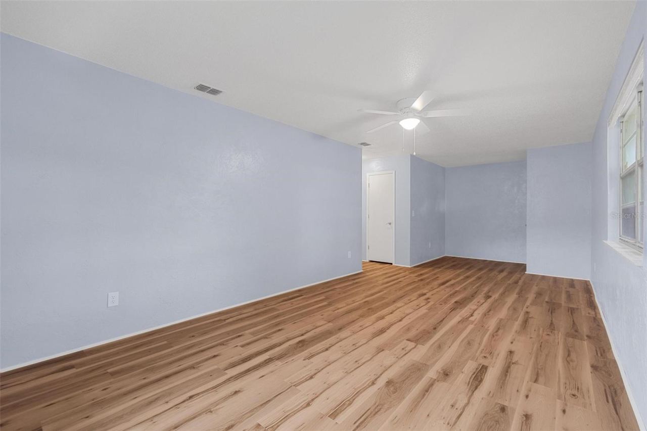 Photo 6 of 20
