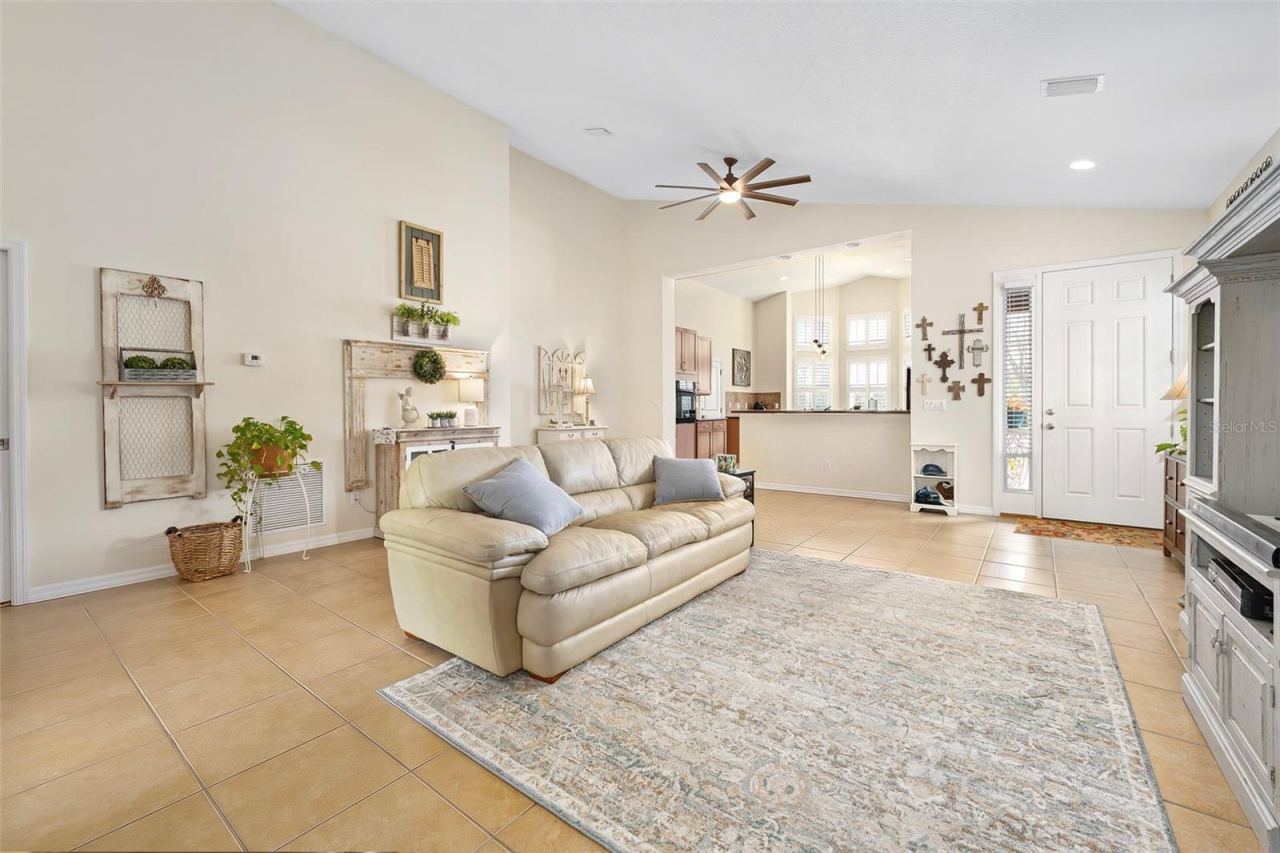 Photo 9 of 20: Spacious