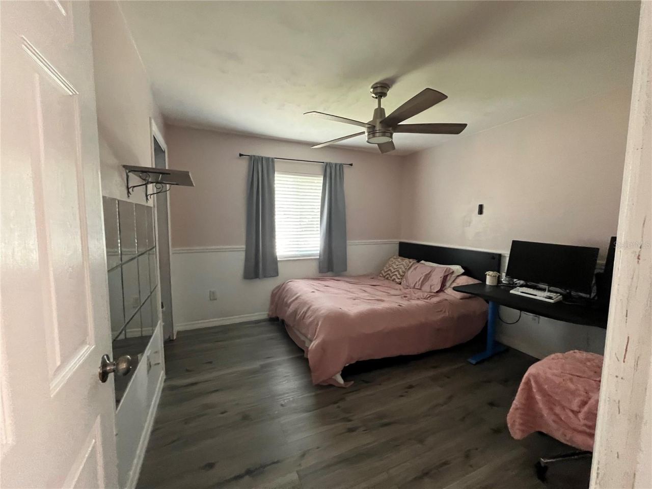 Photo 13 of 20