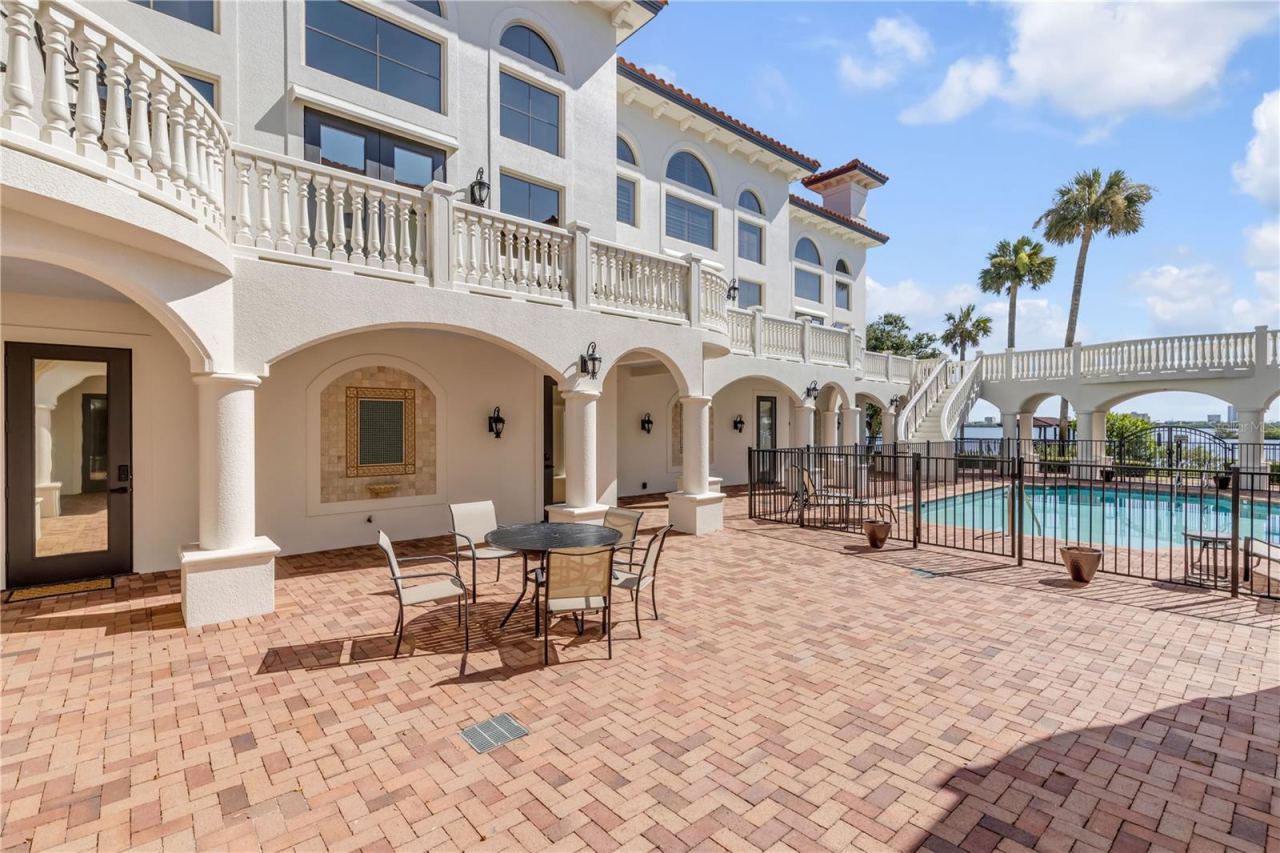 Photo 13 of 20: Common Courtyard and pool