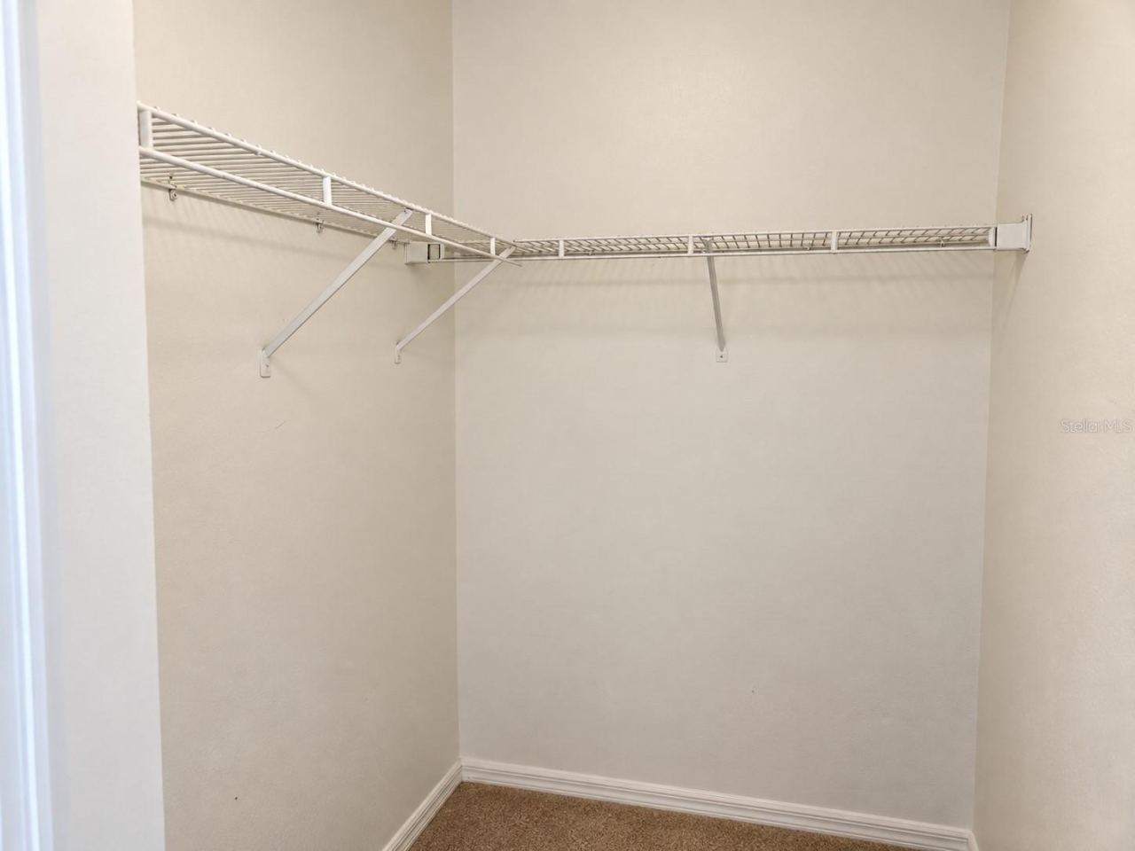 Photo 7 of 12: Master Closet