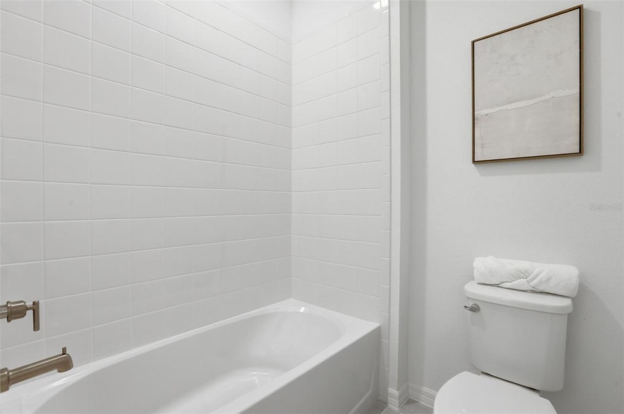 Photo 20 of 20: Hall Bath
