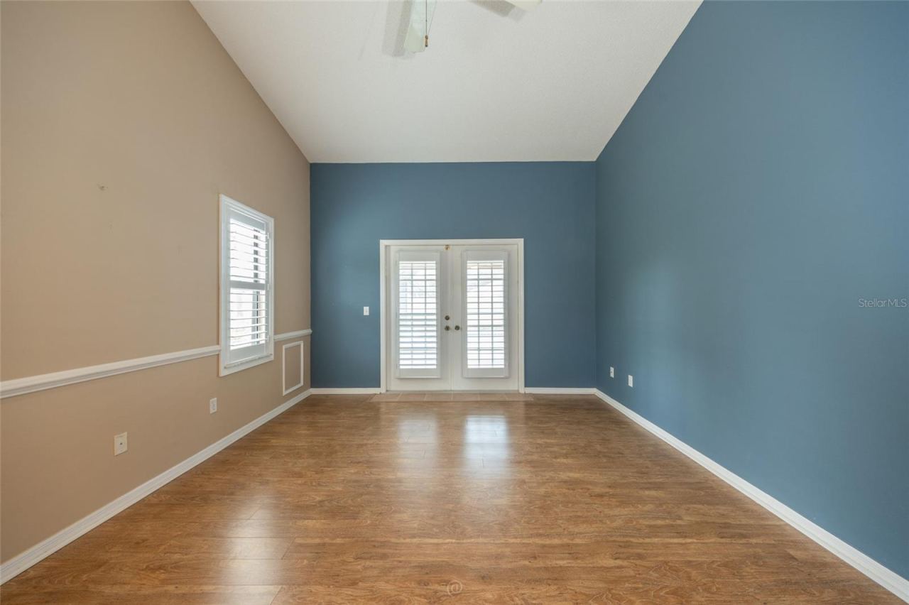 Photo 20 of 20: Primary Bedroom, vacant