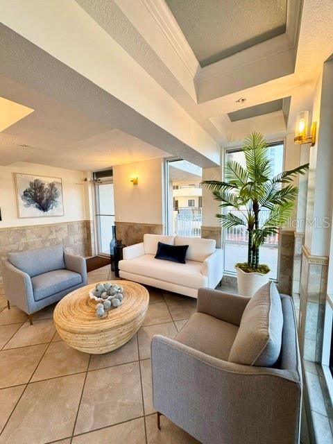 Photo 8 of 20: DOWNSTAIRS FOYER