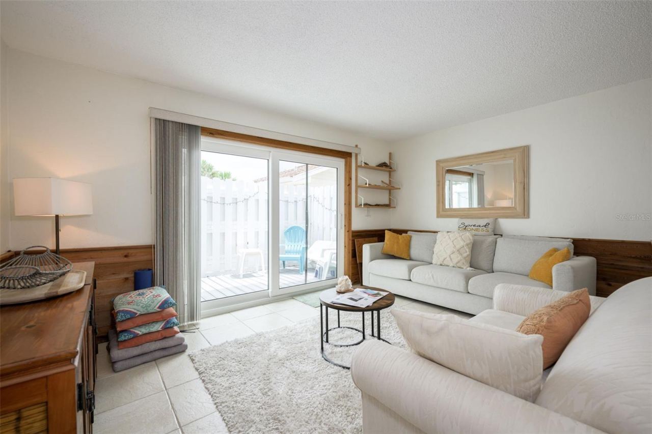 Photo 5 of 20