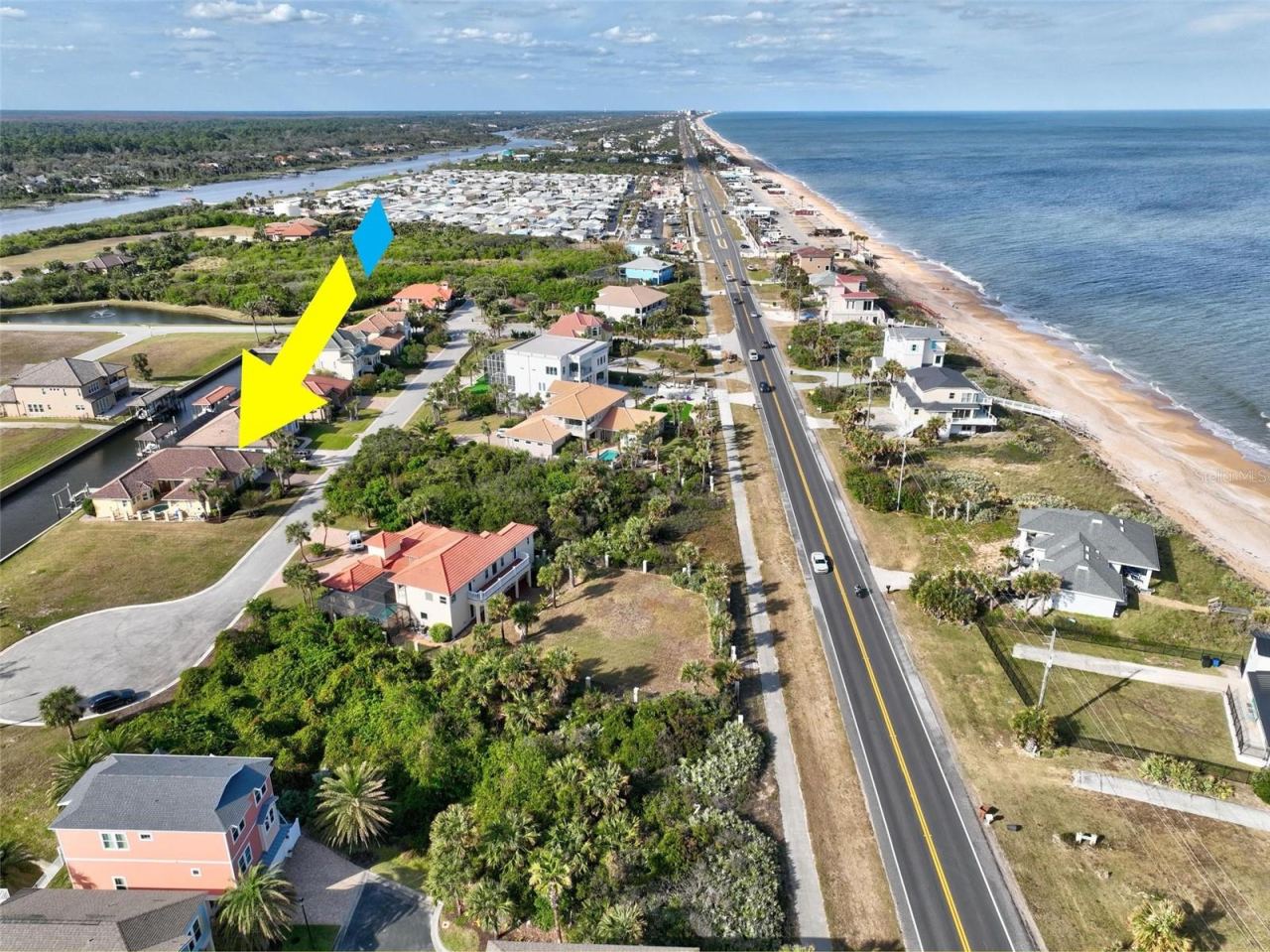 Photo 3 of 20: One block from the ocean beach and canal front !!