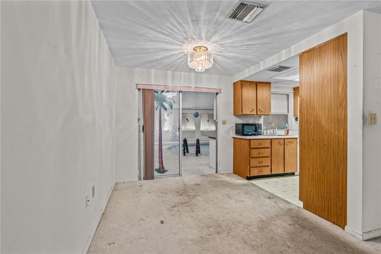 Photo 15 of 20