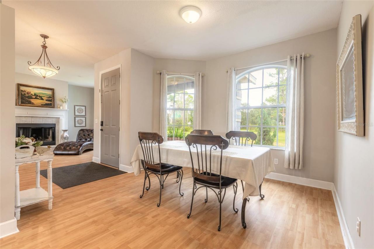 Photo 16 of 20