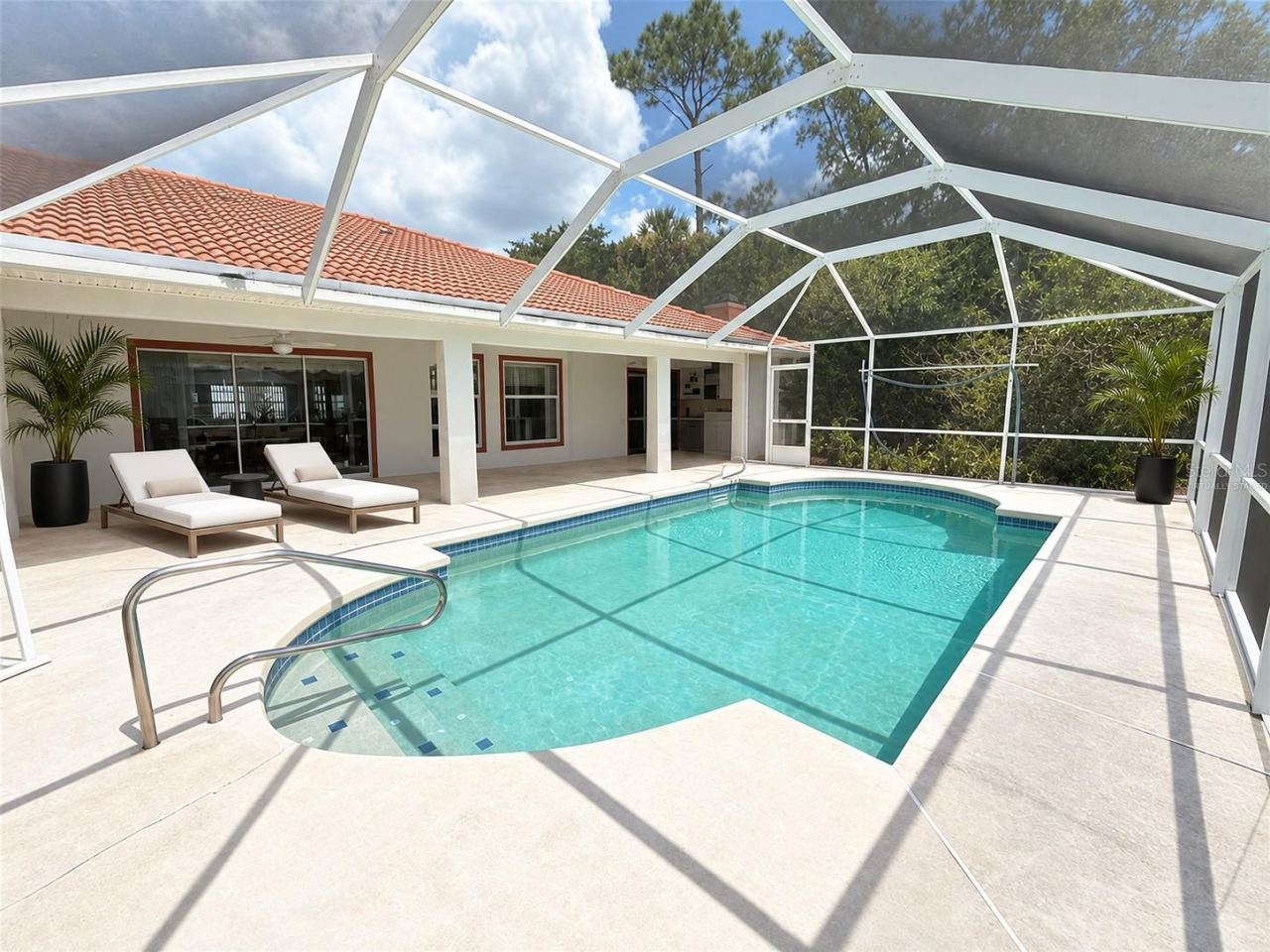Photo 11 of 20: Virtually Staged - Pool and Lanai