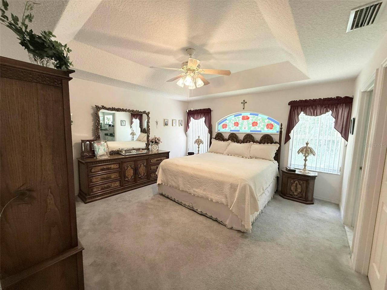 Photo 14 of 20: Master Bedroom
