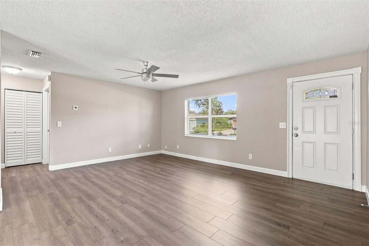 Photo 19 of 20