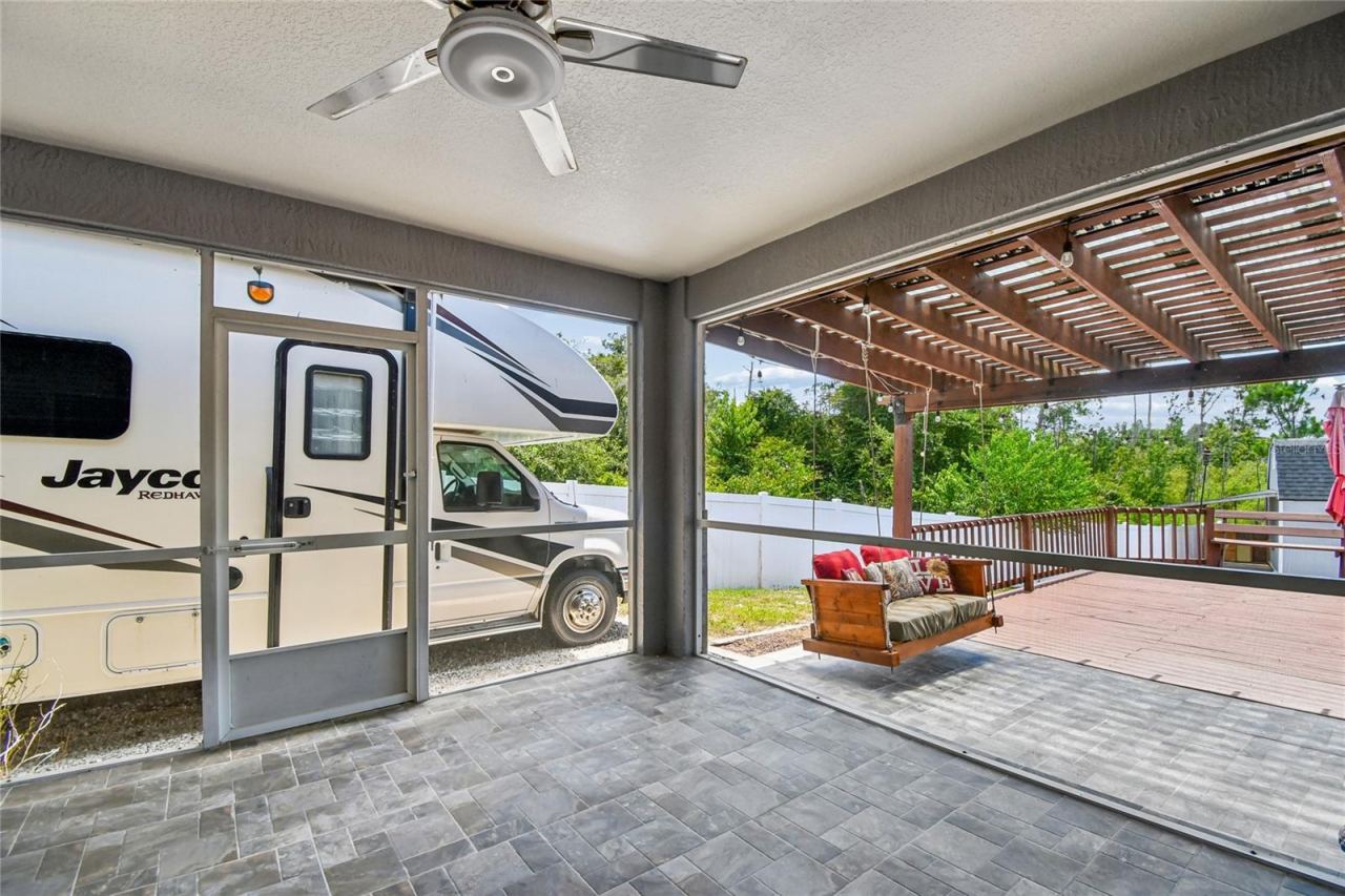 Photo 19 of 20: Covered Patio