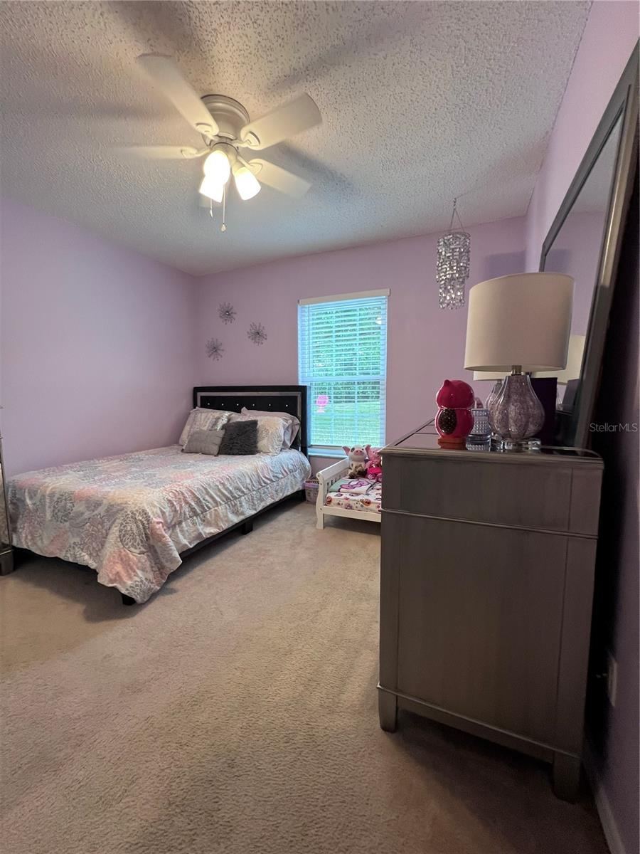 Photo 18 of 20