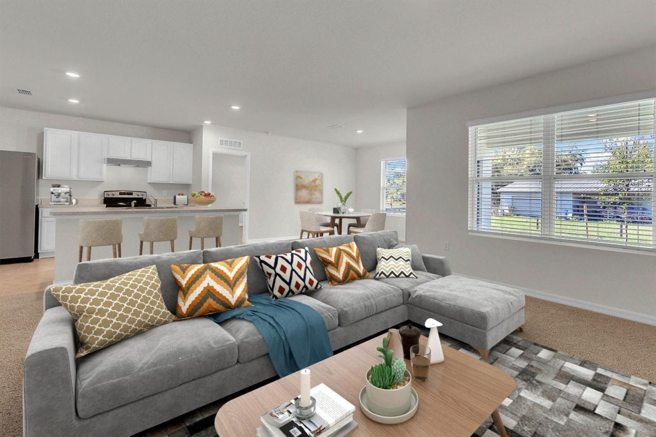 Photo 3 of 19: Family room - virtually staged