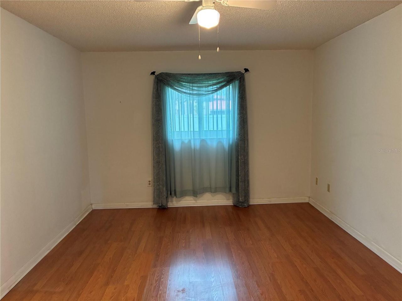 Photo 10 of 20
