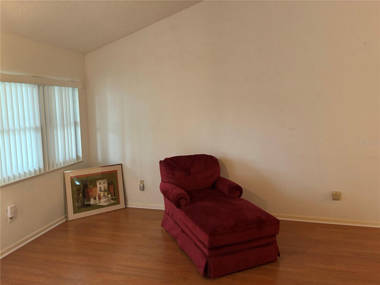 Photo 4 of 20
