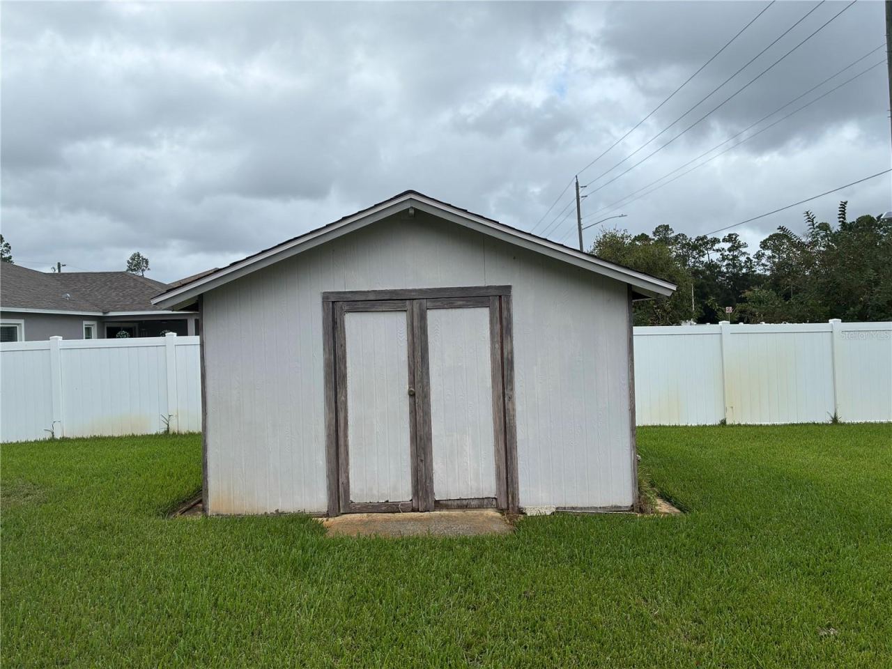Photo 17 of 20