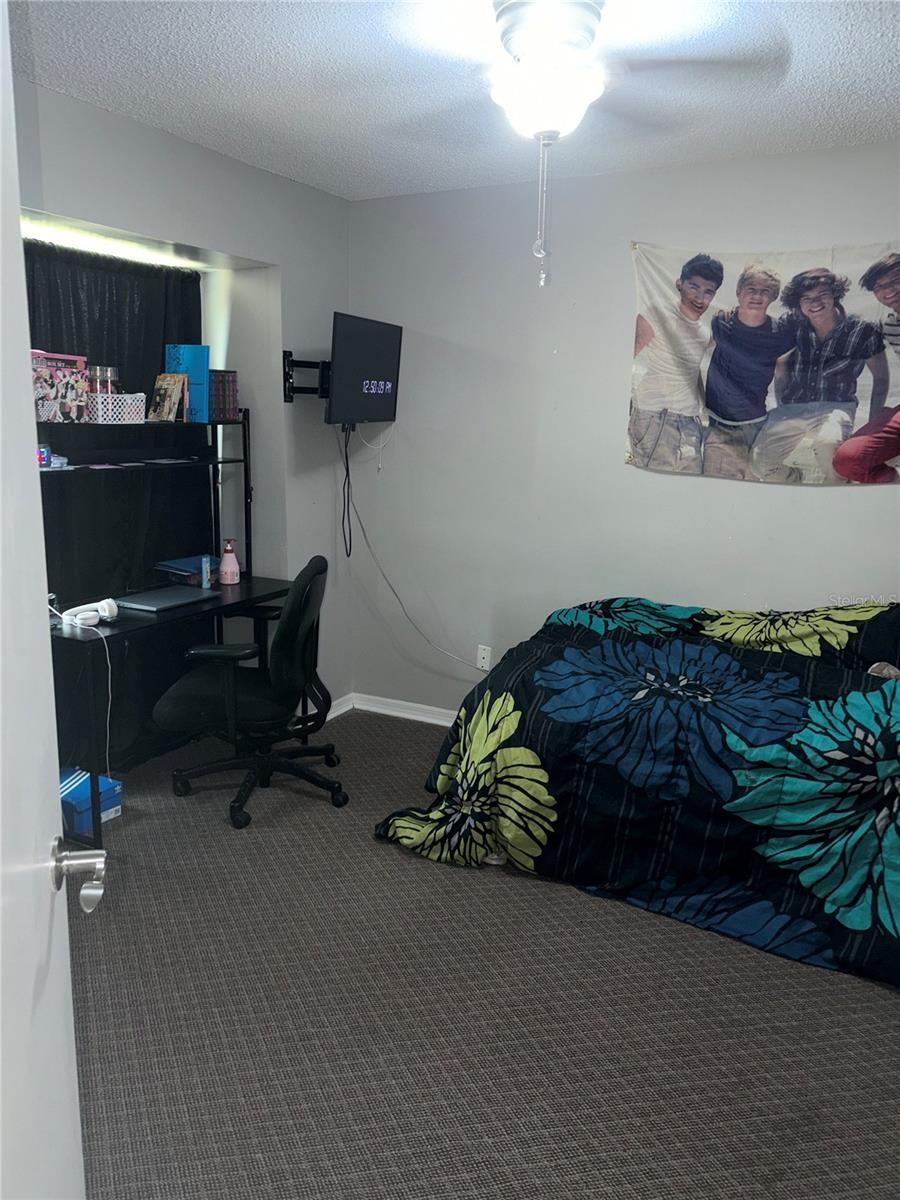 Photo 6 of 20