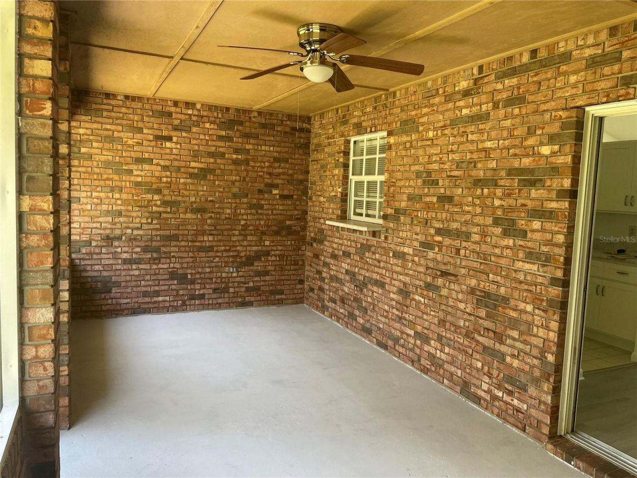 Photo 15 of 17