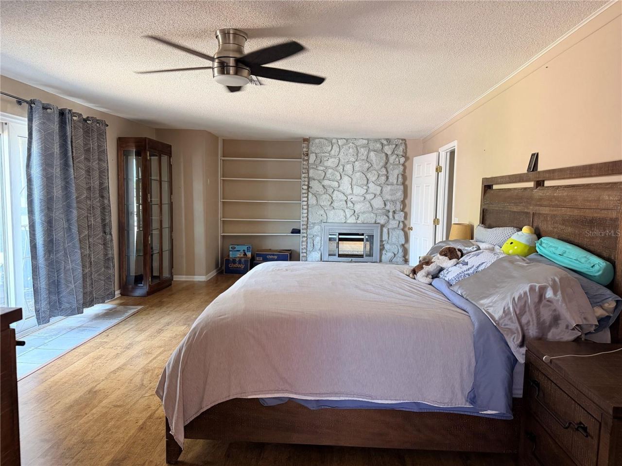 Photo 4 of 20: Primary Bedroom