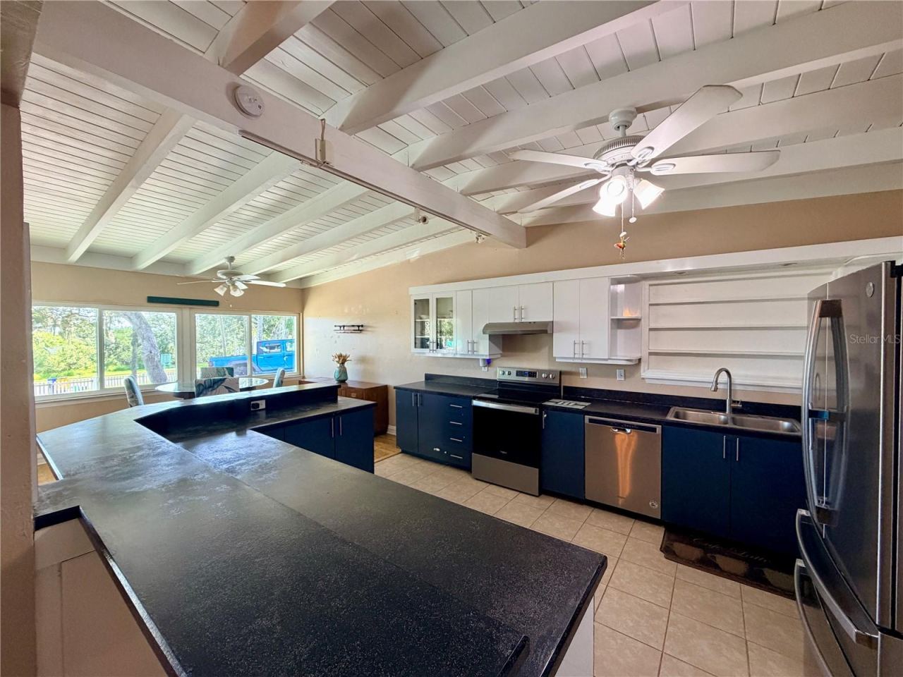 Photo 3 of 20: kitchen