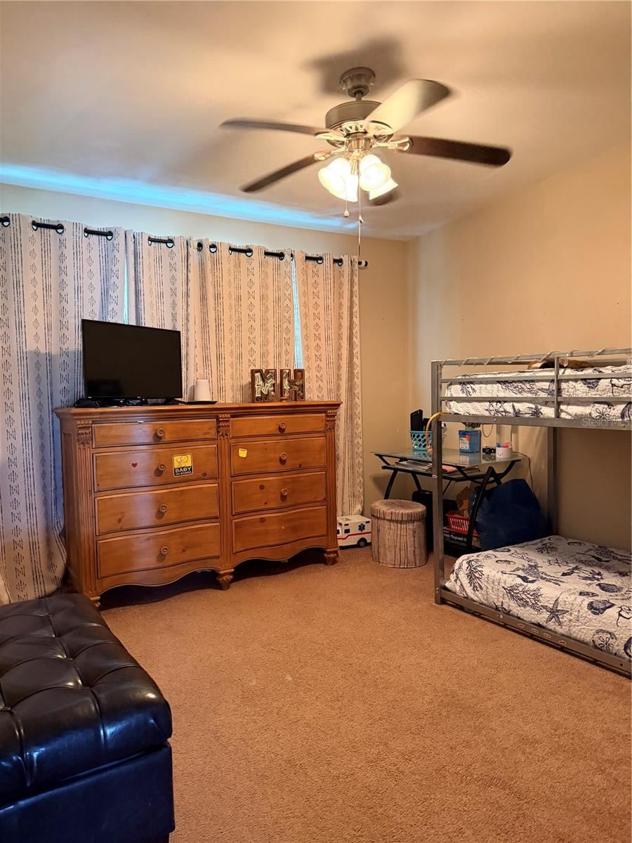 Photo 9 of 20: Bedroom 3