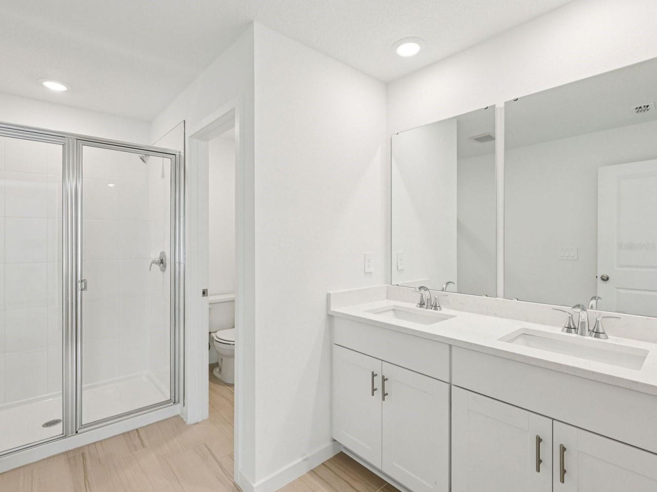 Photo 9 of 12: Photos are not of the actual home, but are photos of the builder home with same floorplan