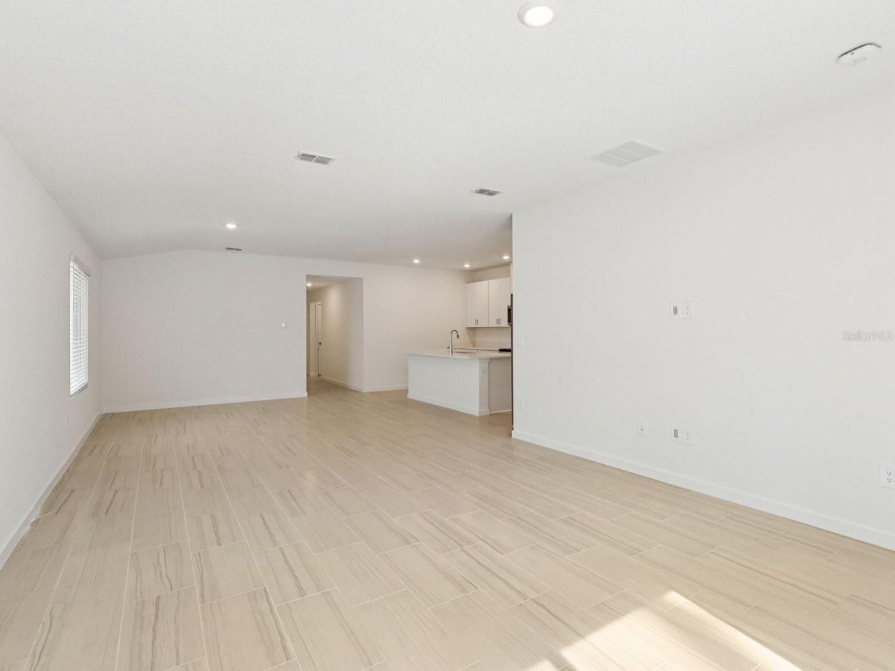 Photo 6 of 12: Photos are not of the actual home, but are photos of the builder home with same floorplan