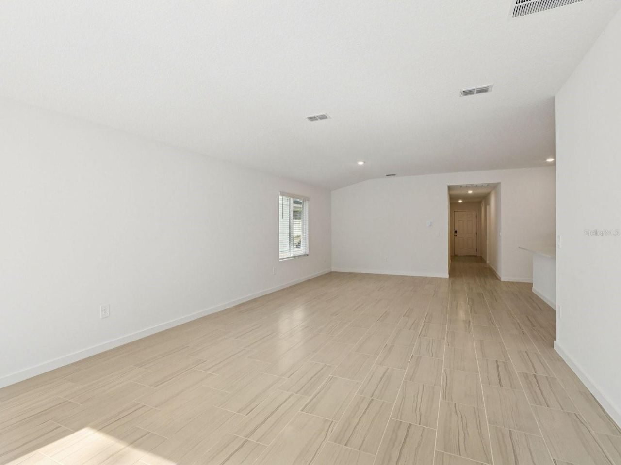 Photo 5 of 12: Photos are not of the actual home, but are photos of the builder home with same floorplan