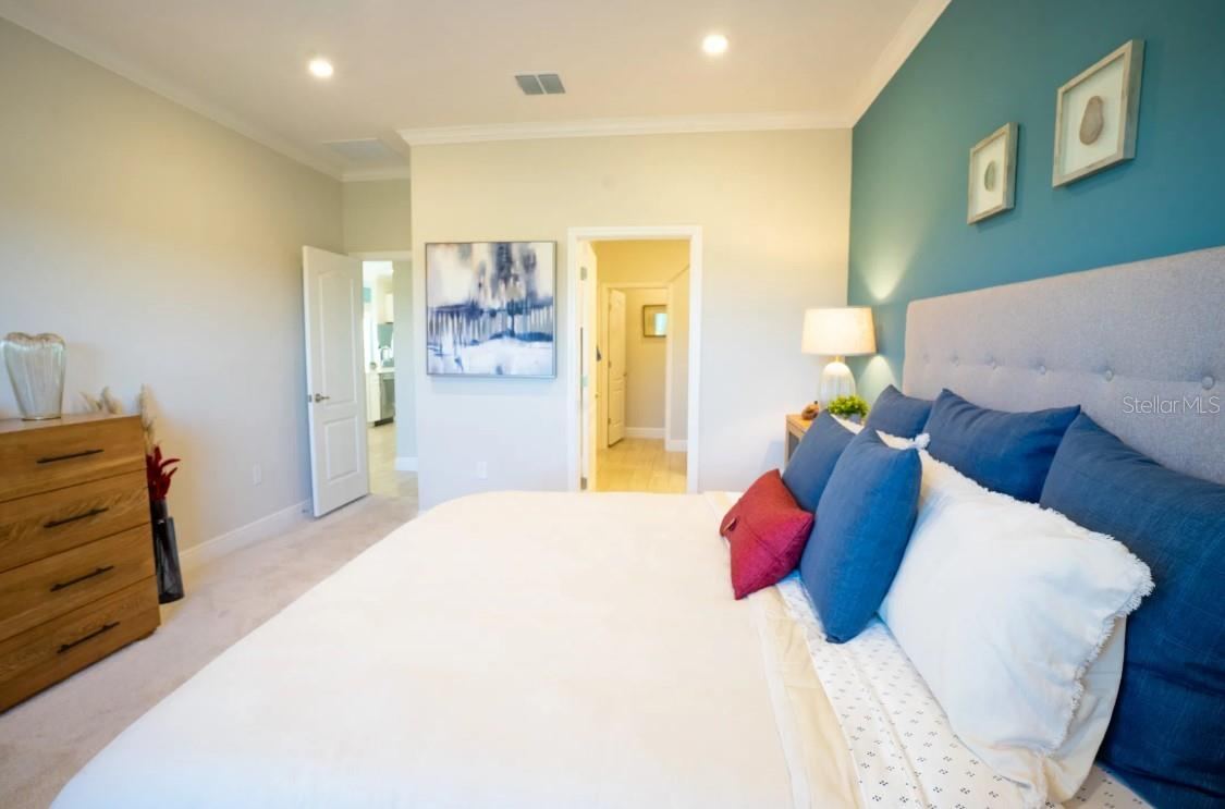 Photo 12 of 20: Model home - actual features may vary.