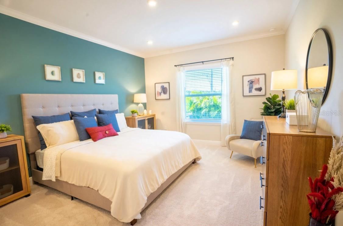 Photo 11 of 20: Model home - actual features may vary.